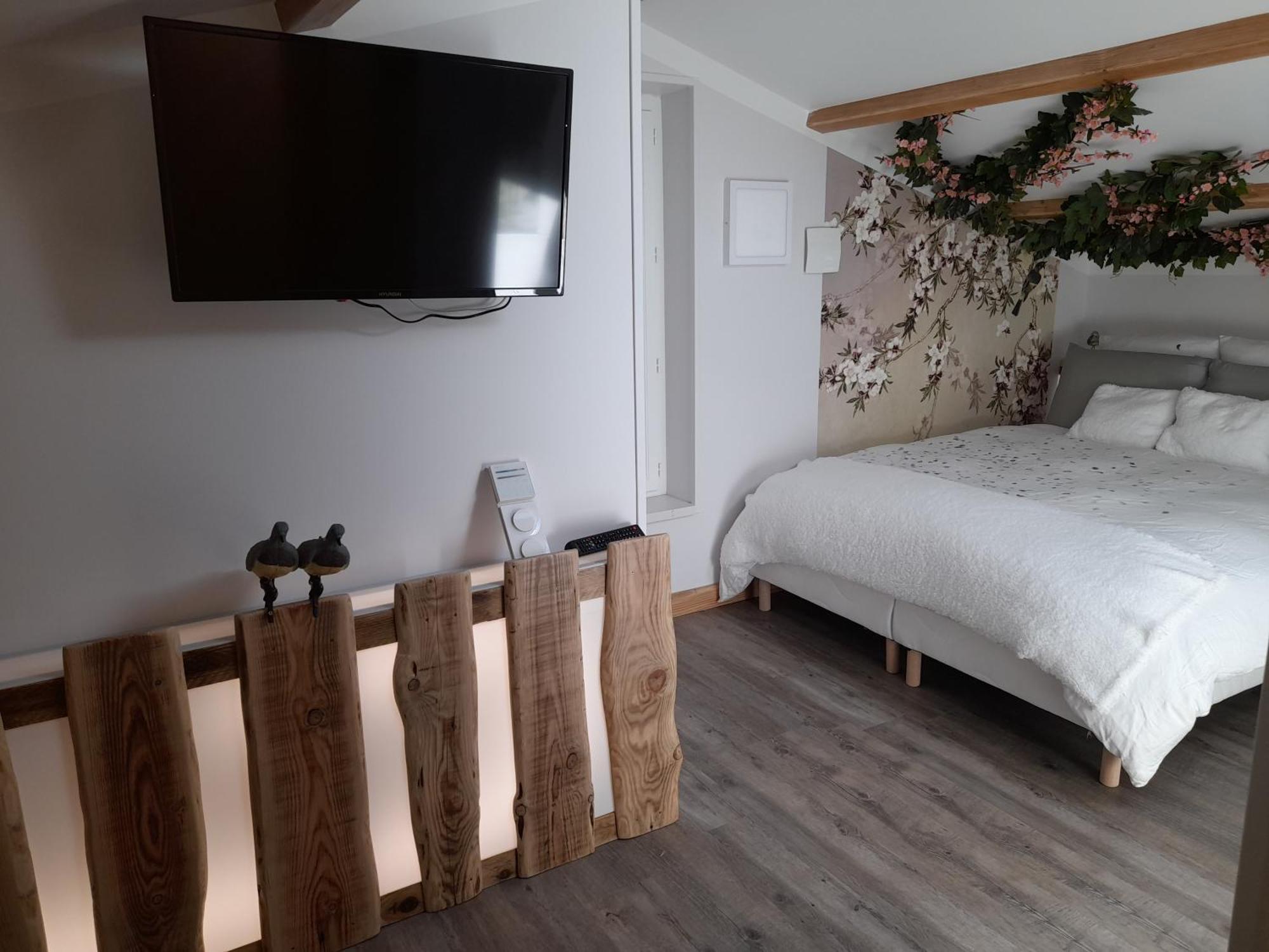 Saint-Bernard  La Maison Du Bonheur, Borne De Recharge Ve المظهر الخارجي الصورة